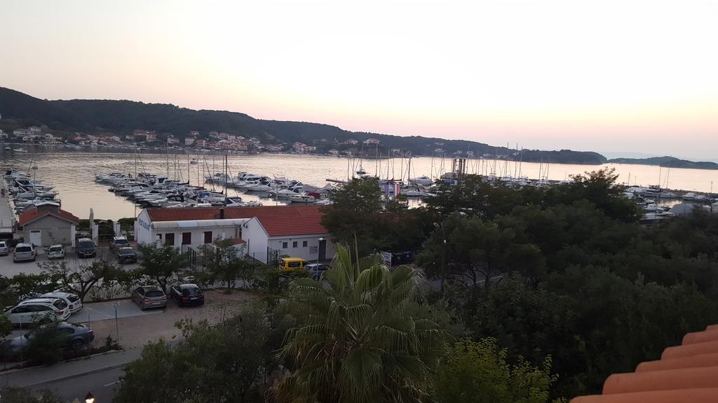 Guest House Galeb Supetarska Draga Luaran gambar